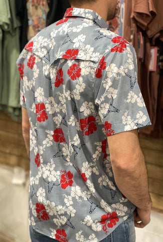 Ariat - Men’s VentTEK Western Aloha Fitted Shirt