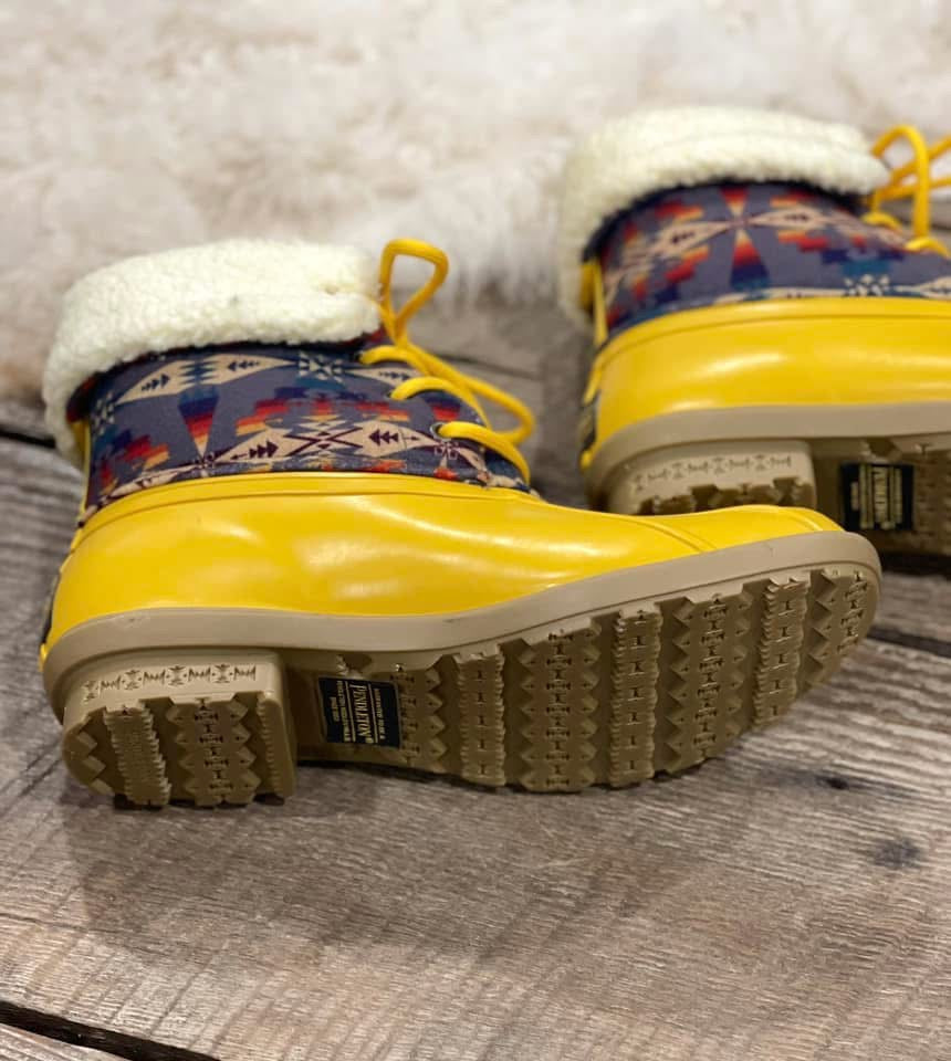 Pendleton Women’s Yellow Tucson Duck Boot
