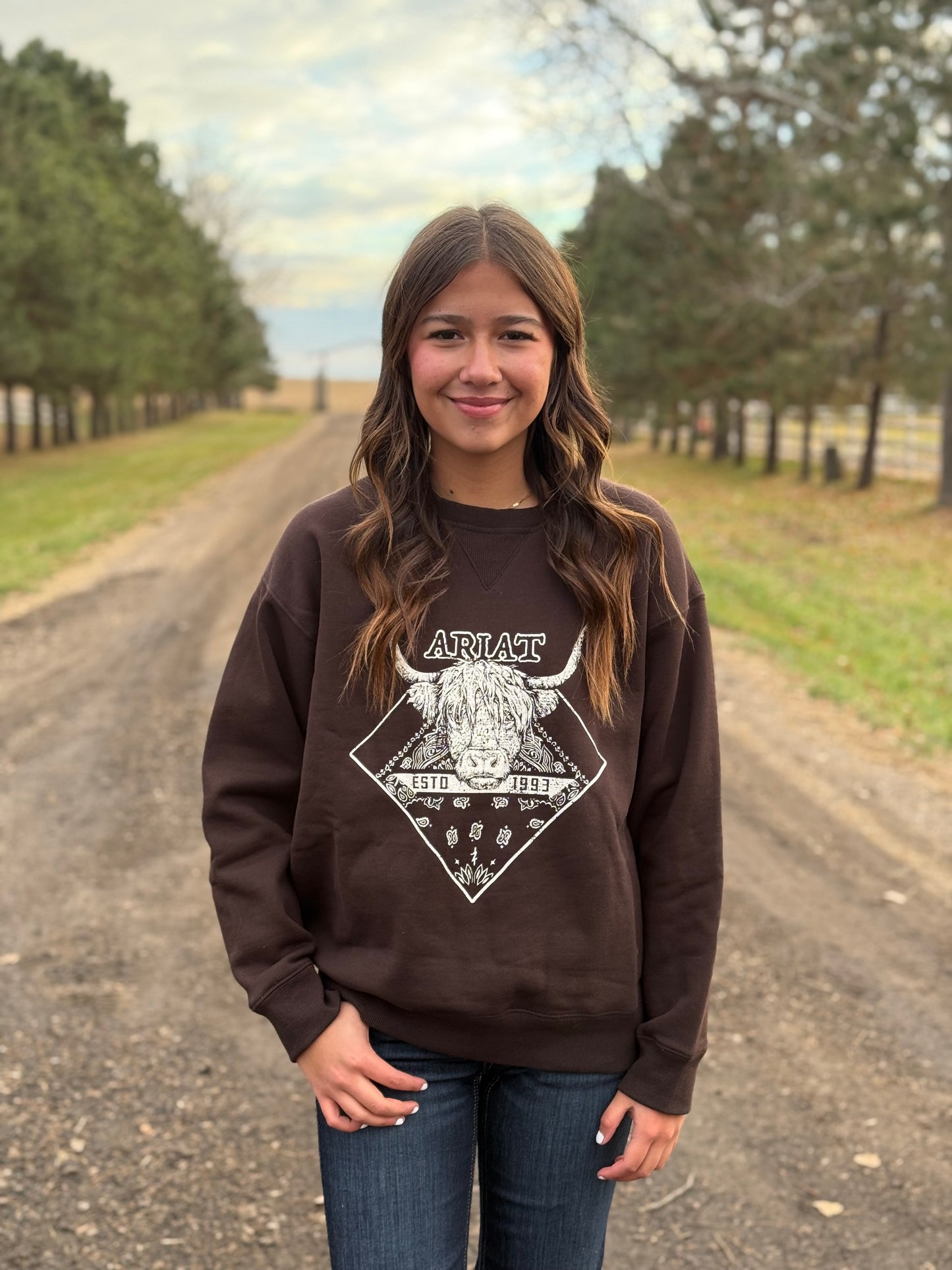 Ariat - Taurus Oversized Crew Sweatshirt