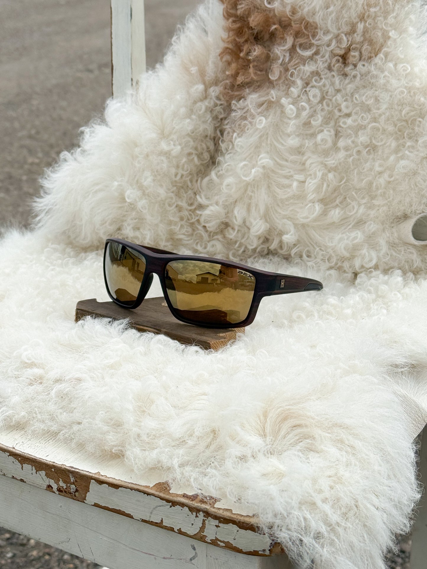 BEX Fin - Tortoise/Gold (Display)