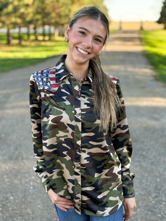Ariat - Camo Pride Rodeo Quincy Shirt