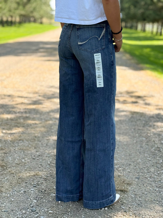 Ariat - Ultra High Rise Rosalie Wide Leg Jeans