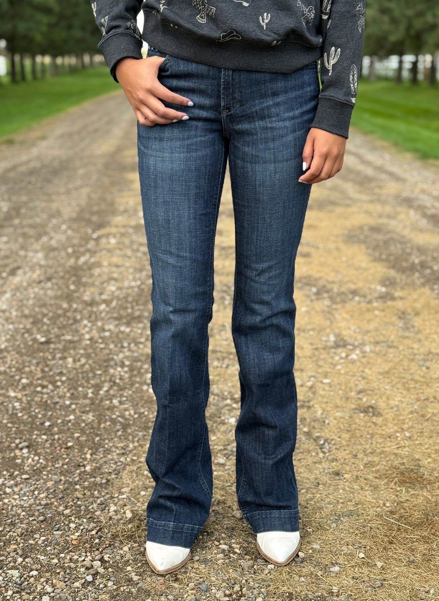 Ariat - Frazey - High Rise Slim Trouser