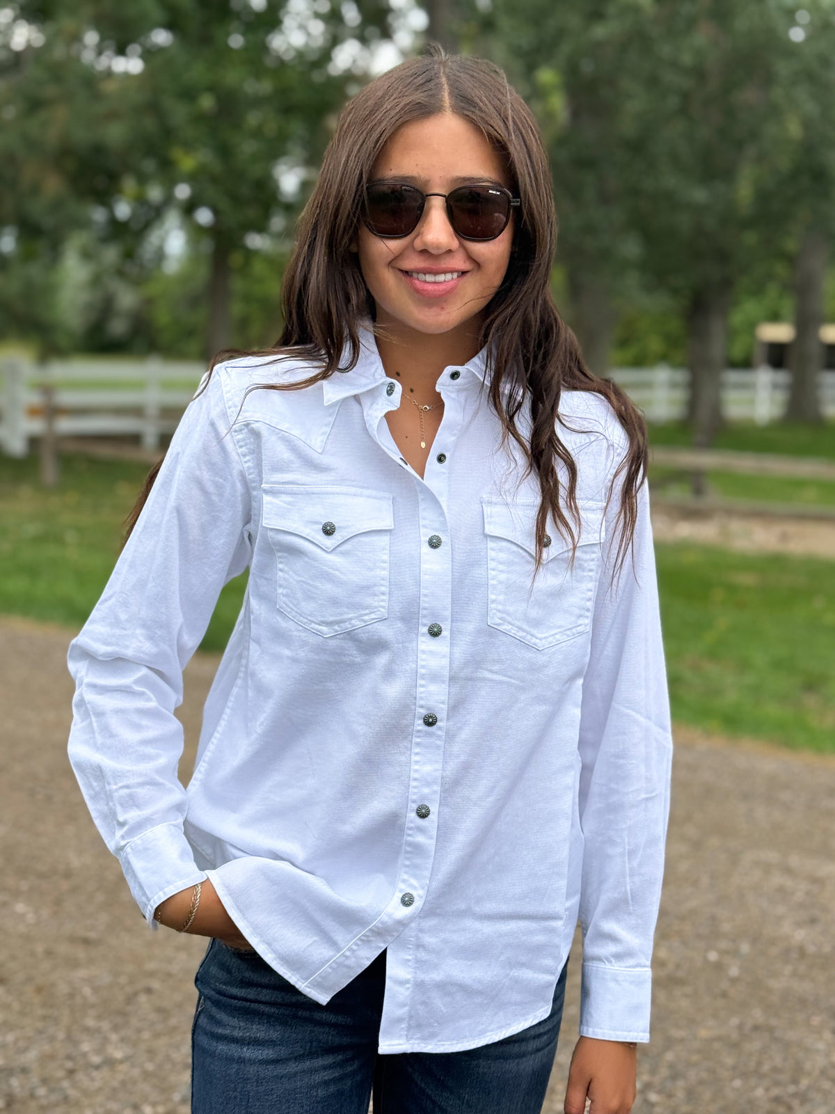 Ariat - Women’s Silver Horizon Snap Shirt - White