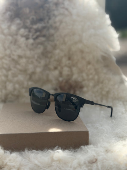 Bex- Knox Black Gray Display(OPEN BOX- SOLD AS IS- FINAL SALE)