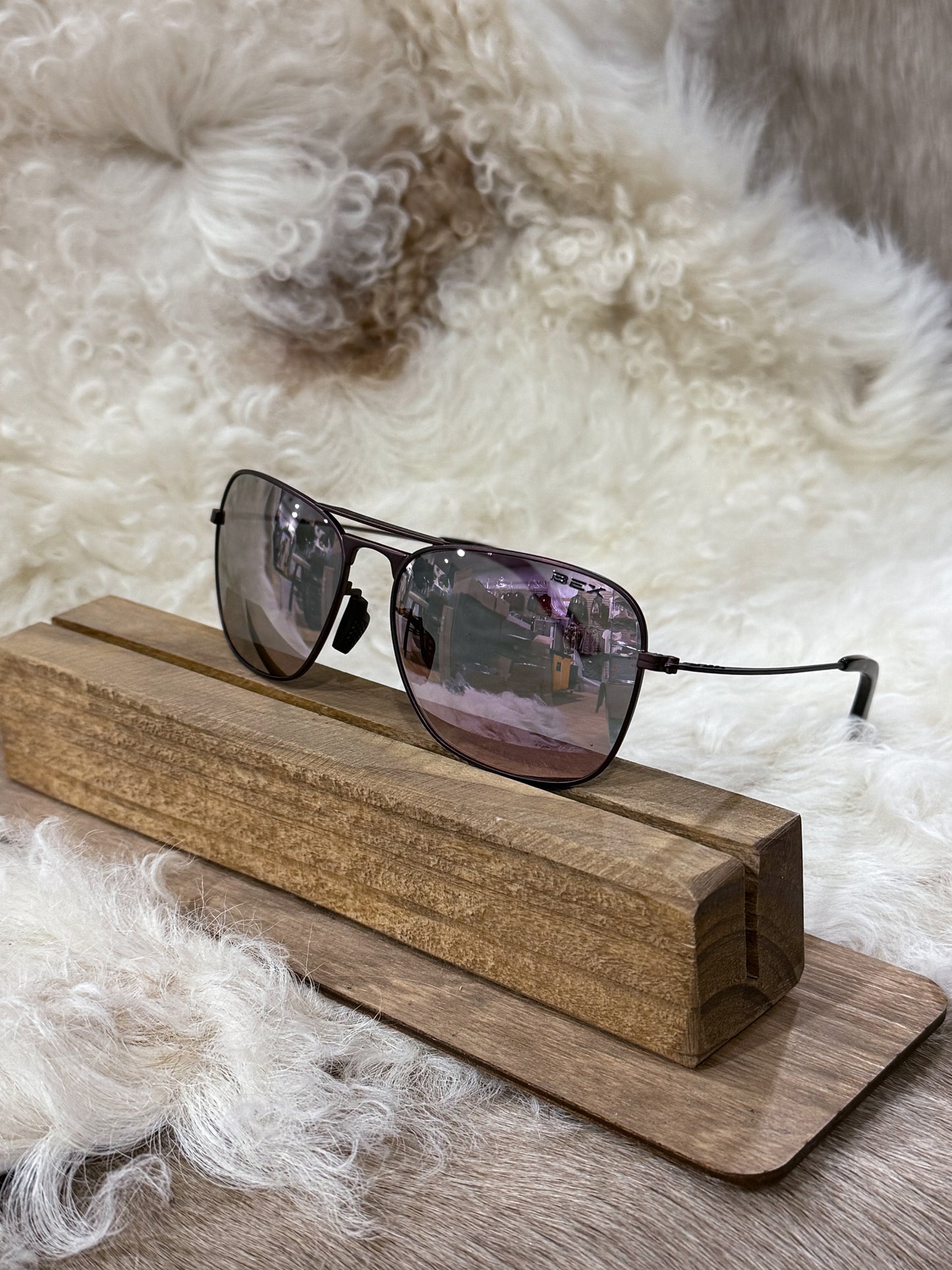 BEX Ranger - Burgundy/Gold (DISPLAY)