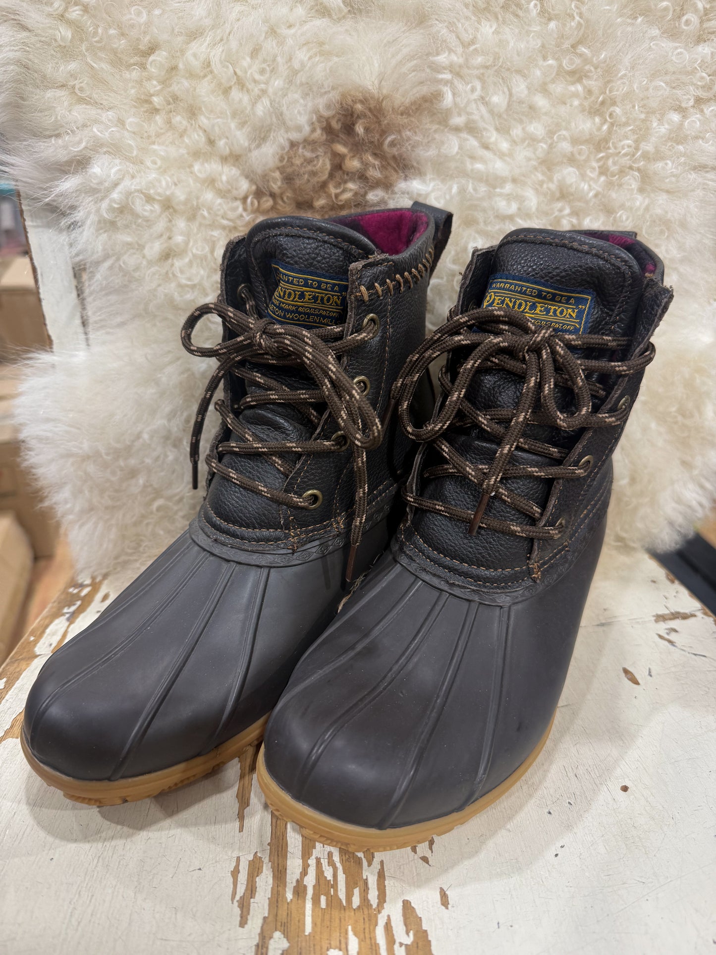 Pendleton Leather Upper Short Duck Boot