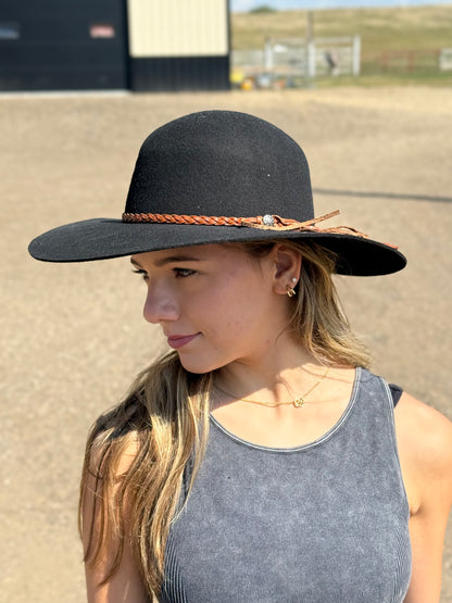 Charlie 1 Horse - Wanderlust - Black