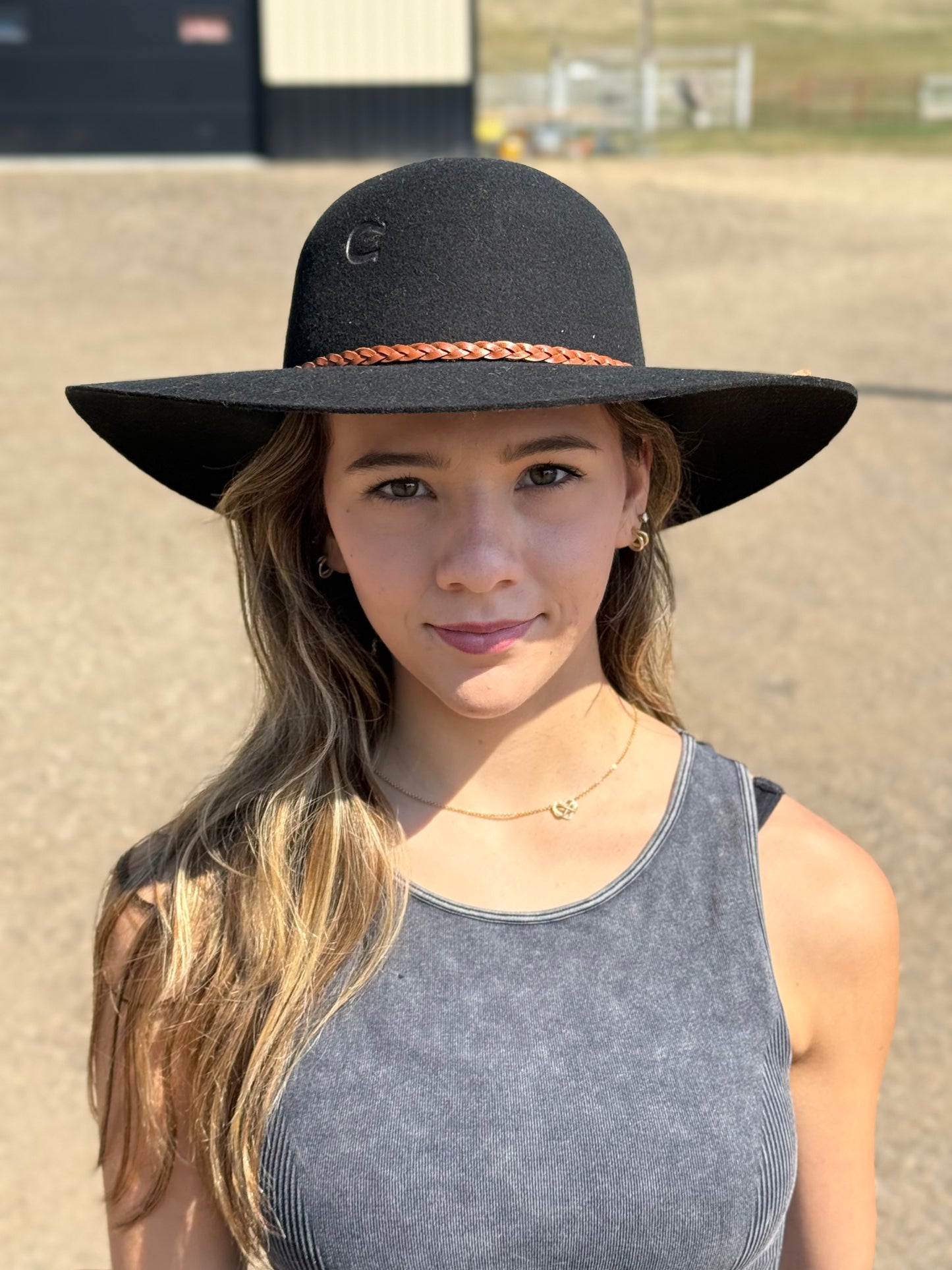 Charlie 1 Horse - Wanderlust - Black