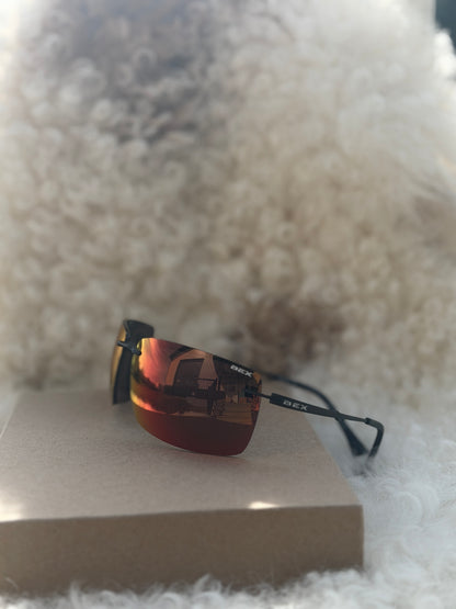 Bex- Fynnland XL-OTG Black Brown/ Red Display(OPEN BOX- SOLD AS IS- FINAL SALE)