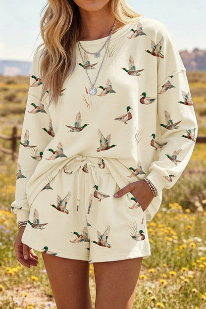 Mallard Duck Print Oversized Tee Drawstring Short Set: Beige / M