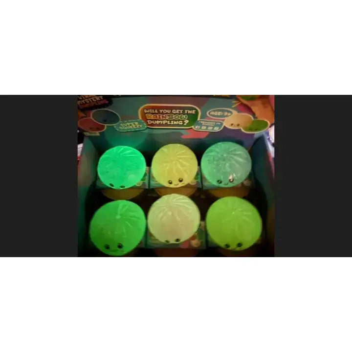 Dumpling Mystery Box Dumpling Squishy Large with steamer box: Glitter