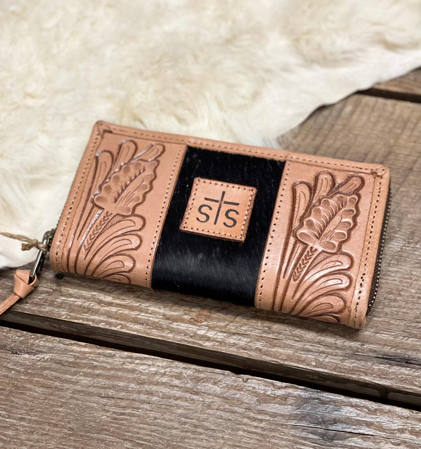 STS Cowhide Bifold Wallet #1